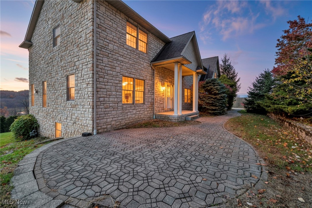 8865 Private Road 343 Millersburg OH 44654