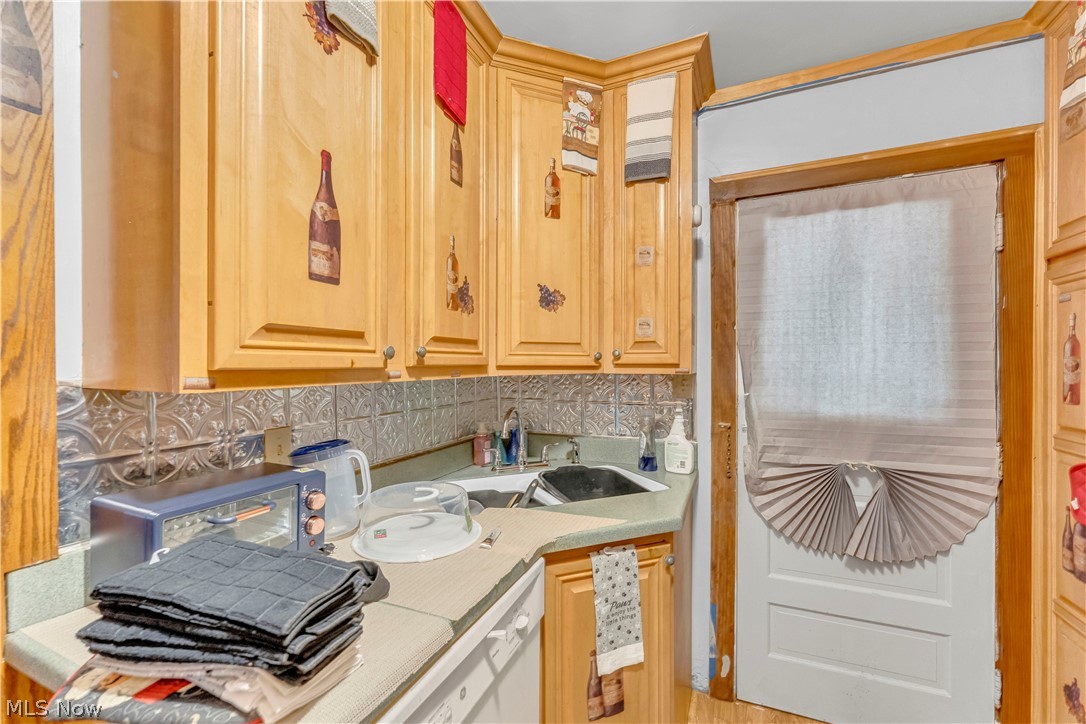 3396 W 91 Street Cleveland OH 44102