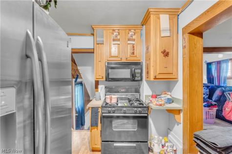 3396 W 91 Street Cleveland OH 44102