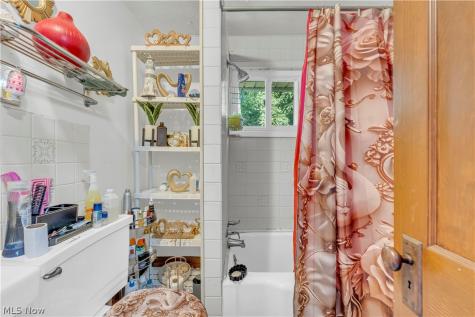 3396 W 91 Street Cleveland OH 44102