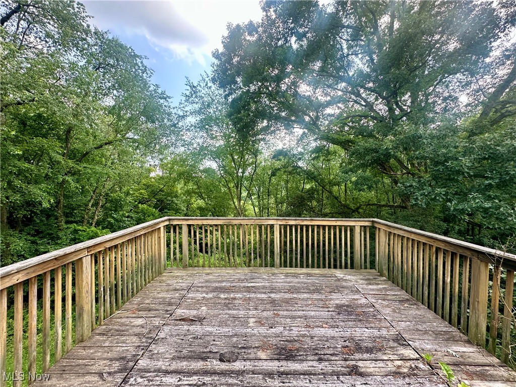 967 7th Avenue East Liverpool OH 43920