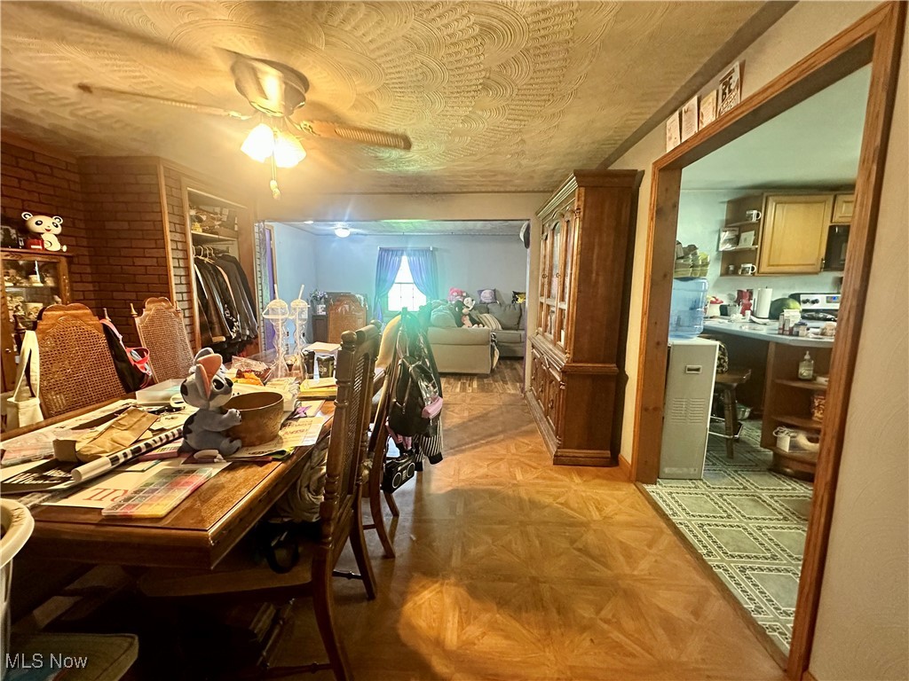 967 7th Avenue East Liverpool OH 43920