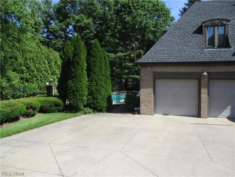 192 Wolcott Road Akron OH 44313
