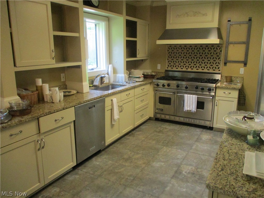 192 Wolcott Road Akron OH 44313