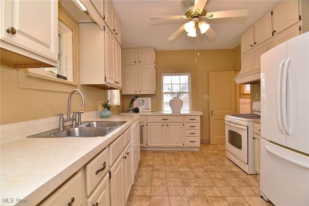 3093 Huntington Road Shaker Heights OH 44120