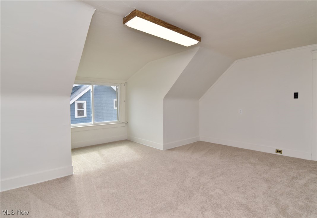 3093 Huntington Road Shaker Heights OH 44120