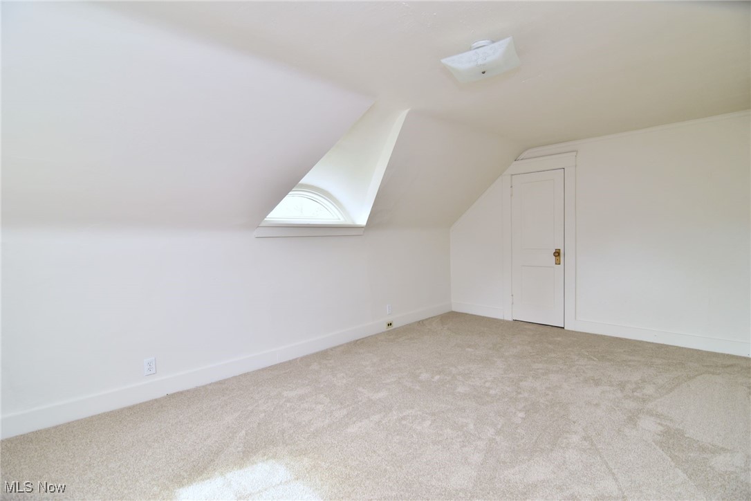 3093 Huntington Road Shaker Heights OH 44120