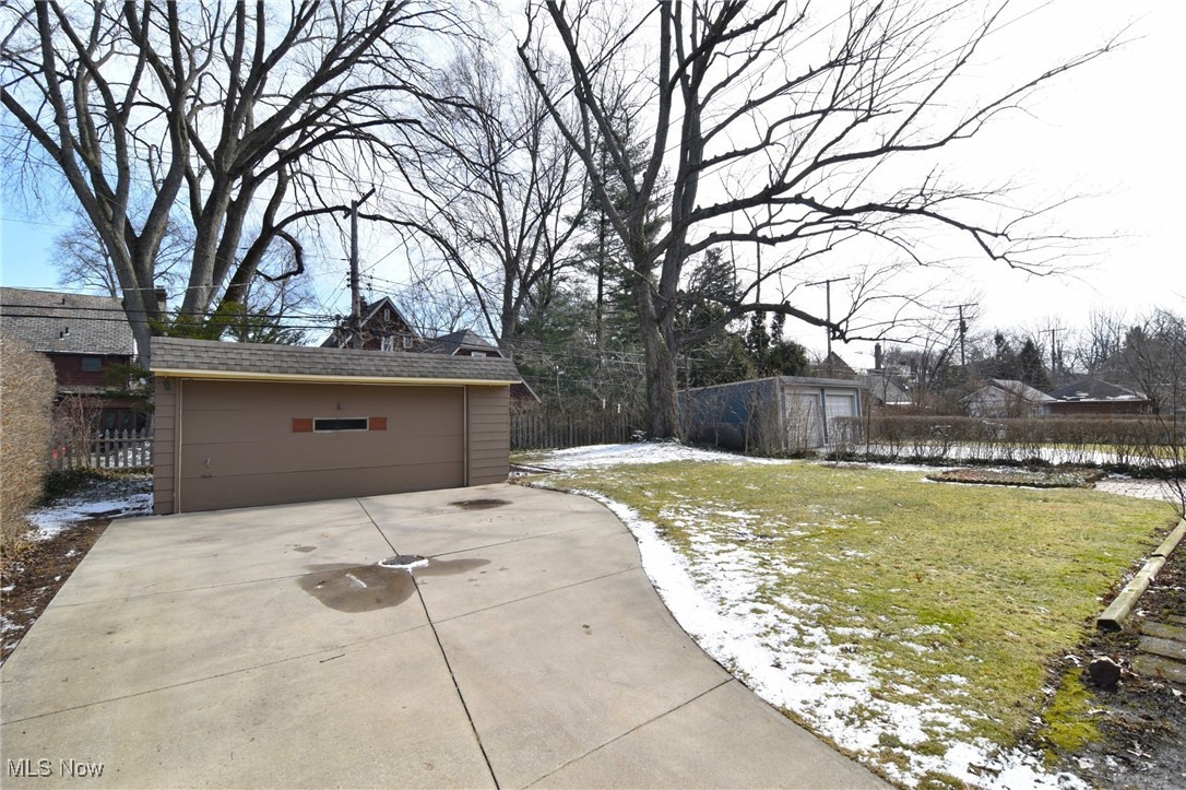 3093 Huntington Road Shaker Heights OH 44120