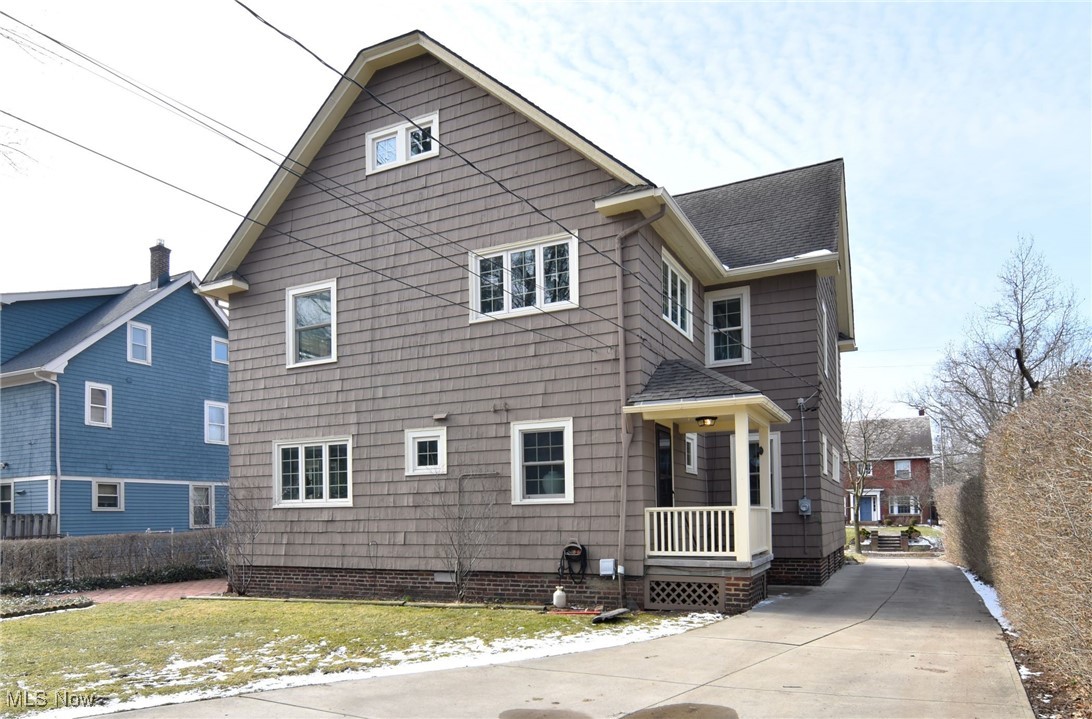 3093 Huntington Road Shaker Heights OH 44120