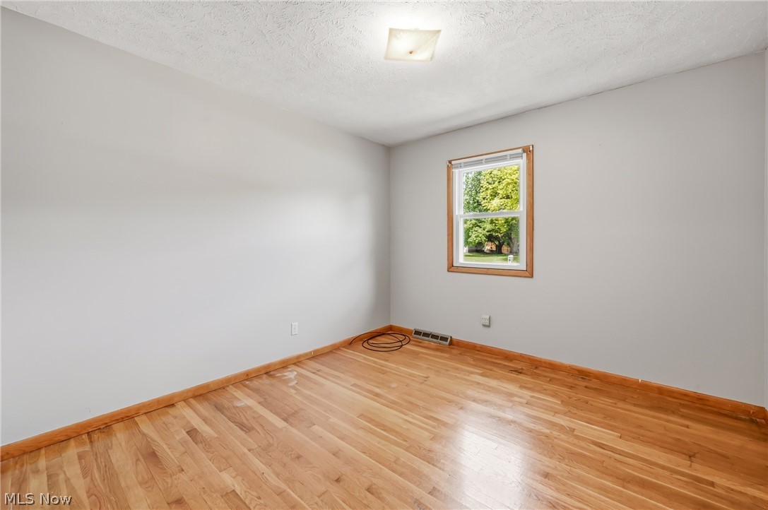 1280 Sterling Drive Cortland OH 44410