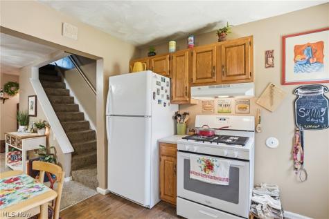 106 E Montgomery Street Marietta OH 45750