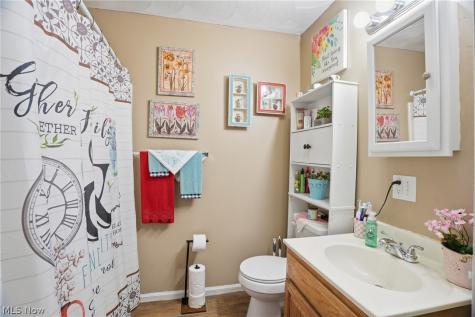 106 E Montgomery Street Marietta OH 45750