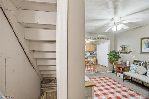 106 E Montgomery Street Marietta OH 45750