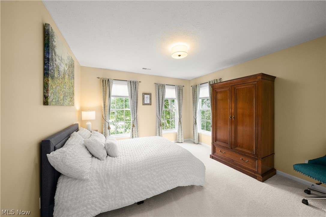 2796 Max Court Twinsburg OH 44087
