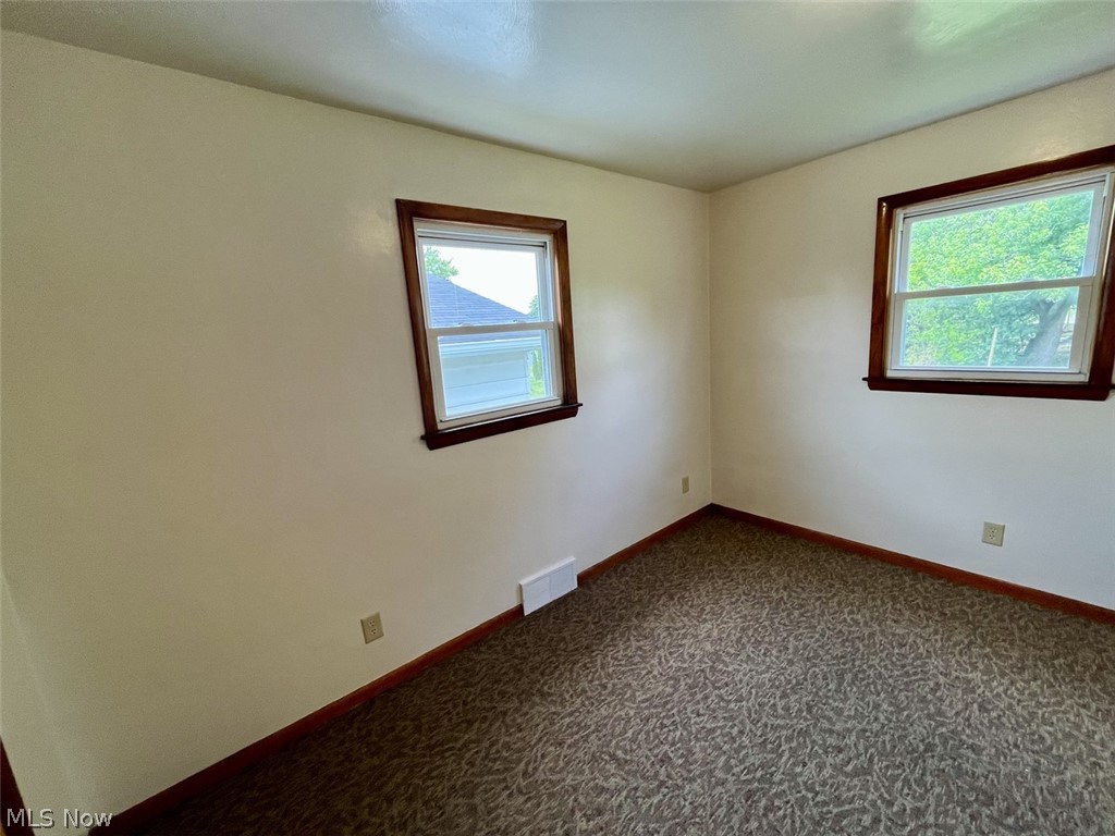 322 Taylor Avenue Girard OH 44420