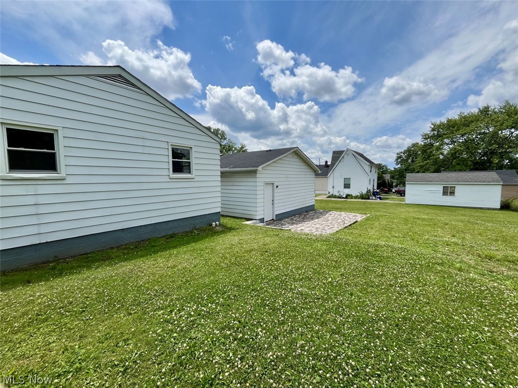 322 Taylor Avenue Girard OH 44420