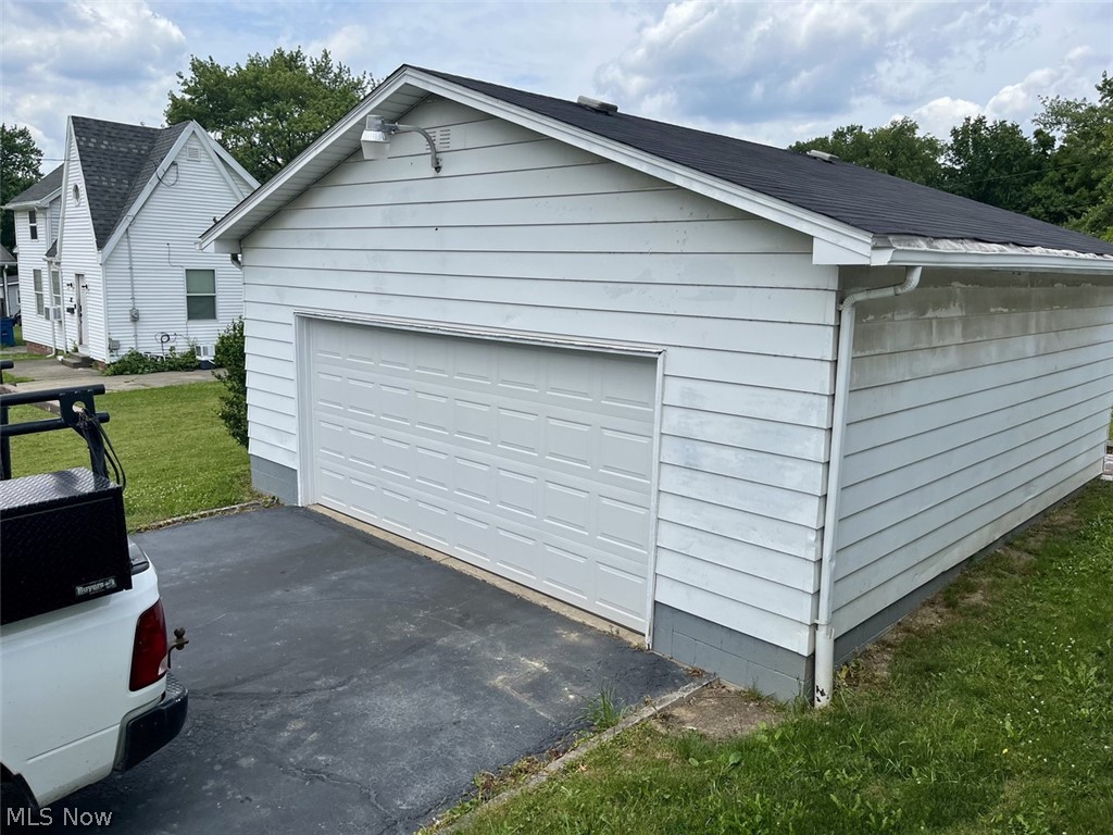 322 Taylor Avenue Girard OH 44420