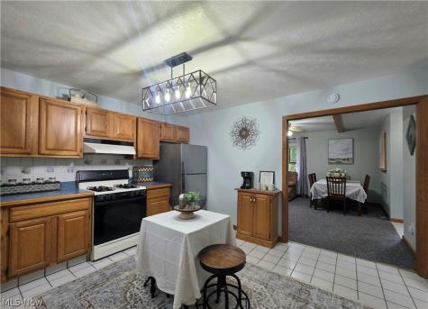 9311 Knowlton Road Garrettsville OH 44231