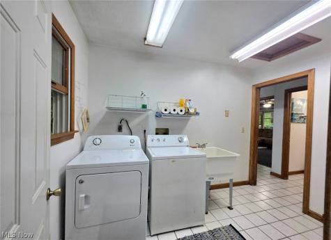 9311 Knowlton Road Garrettsville OH 44231