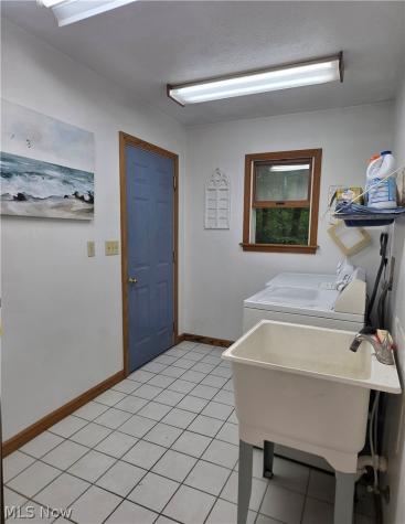 9311 Knowlton Road Garrettsville OH 44231