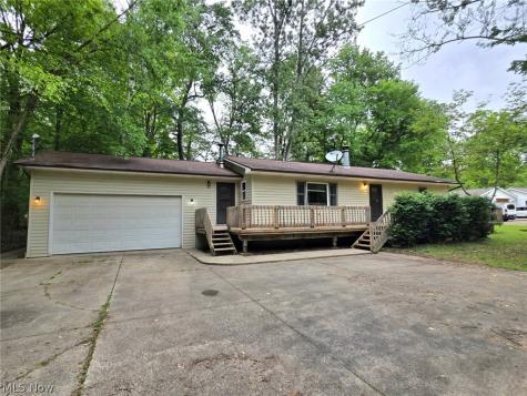 9311 Knowlton Road Garrettsville OH 44231