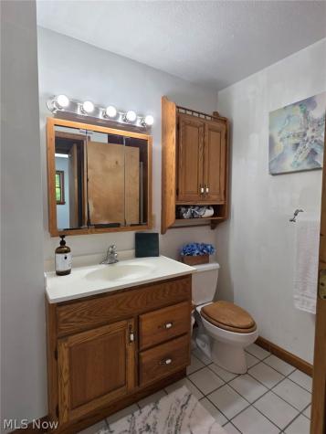 9311 Knowlton Road Garrettsville OH 44231