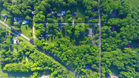 9311 Knowlton Road Garrettsville OH 44231