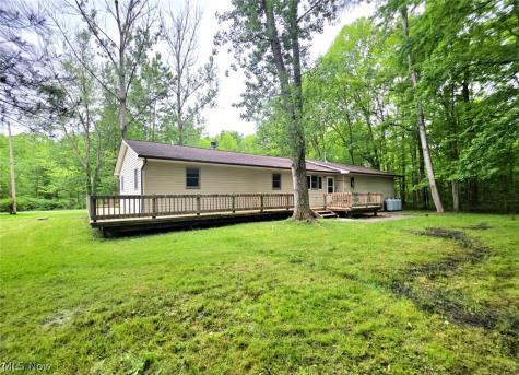 9311 Knowlton Road Garrettsville OH 44231