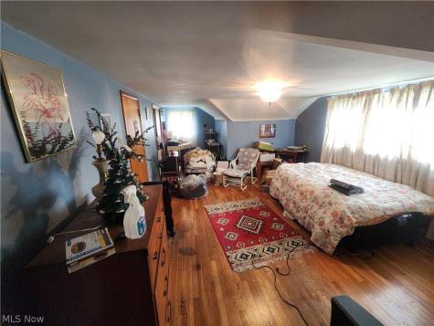 1425 Lynn Park Drive Cleveland Heights OH 44121