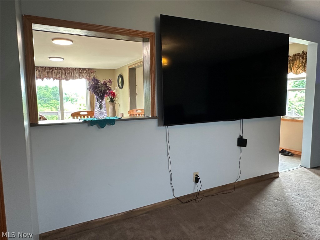 621 E Cross Street Summerfield OH 43788