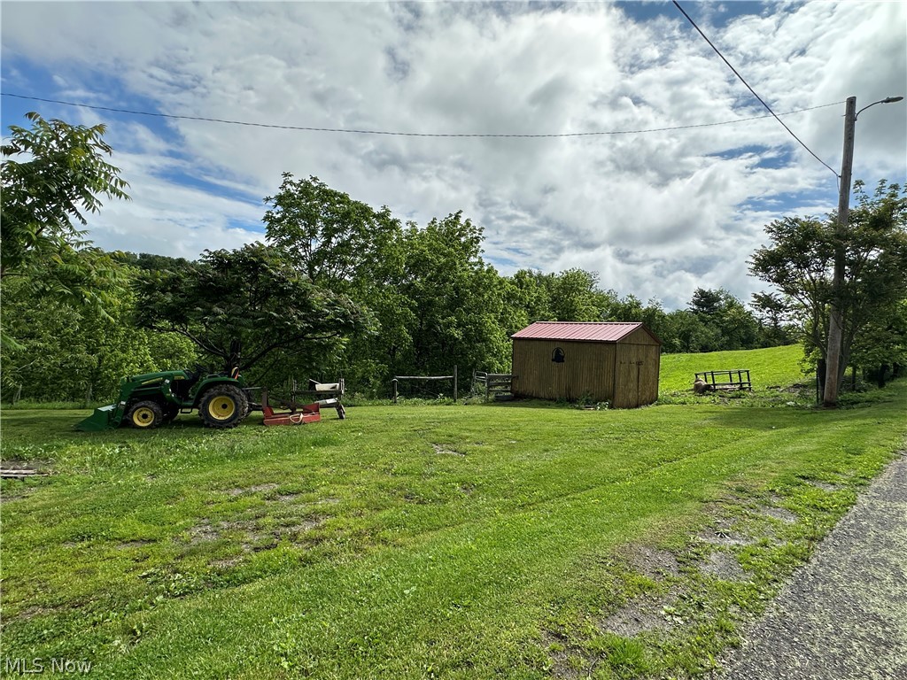 621 E Cross Street Summerfield OH 43788