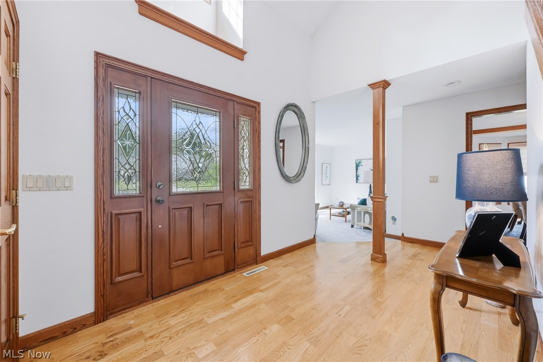 30 White Oak Court Canfield OH 44406