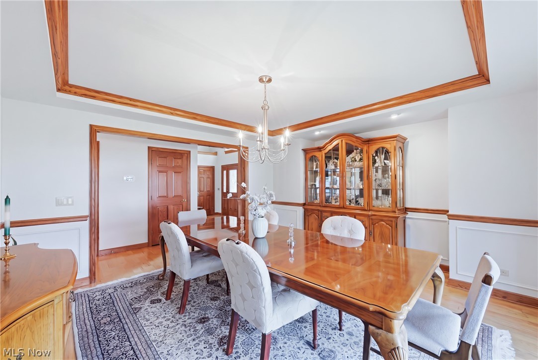 30 White Oak Court Canfield OH 44406