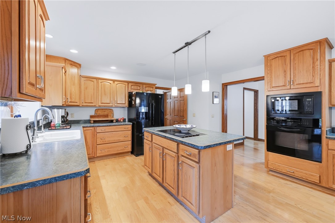 30 White Oak Court Canfield OH 44406