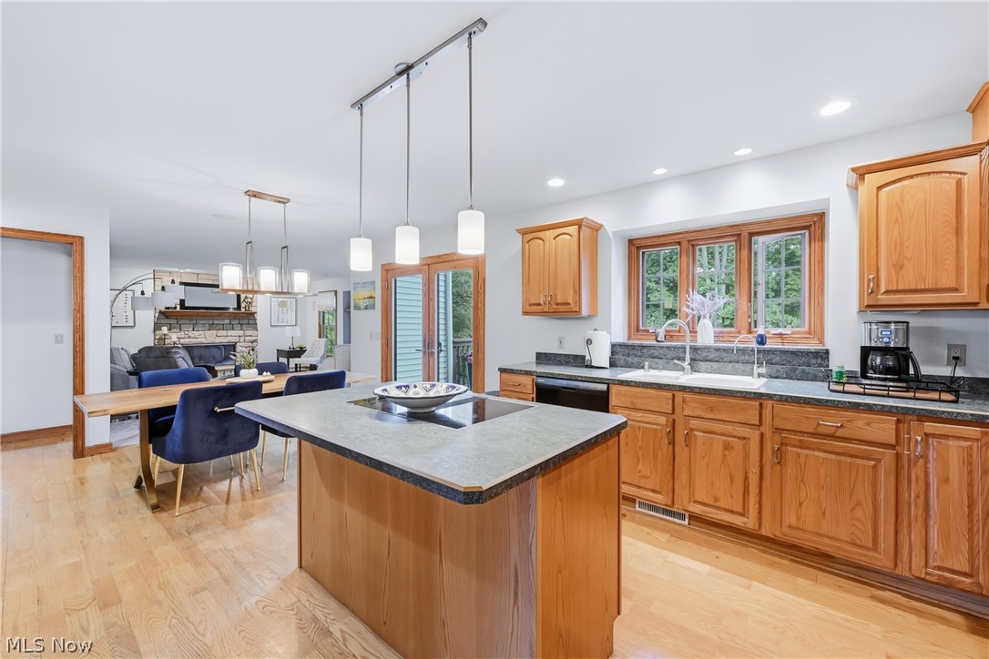 30 White Oak Court Canfield OH 44406