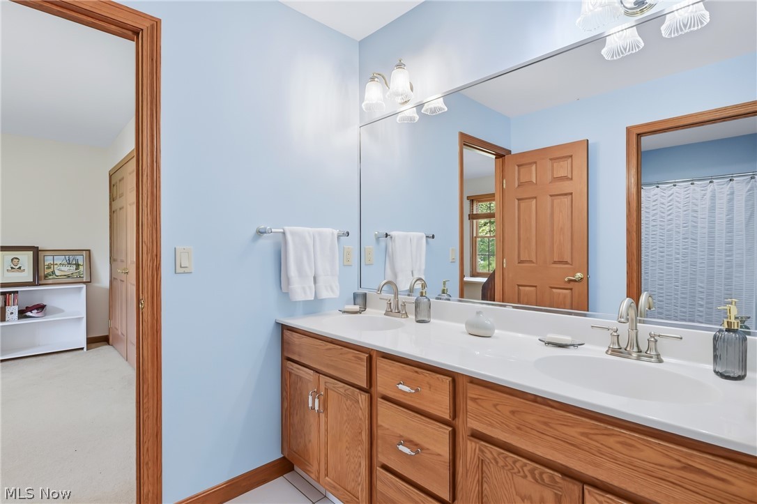 30 White Oak Court Canfield OH 44406