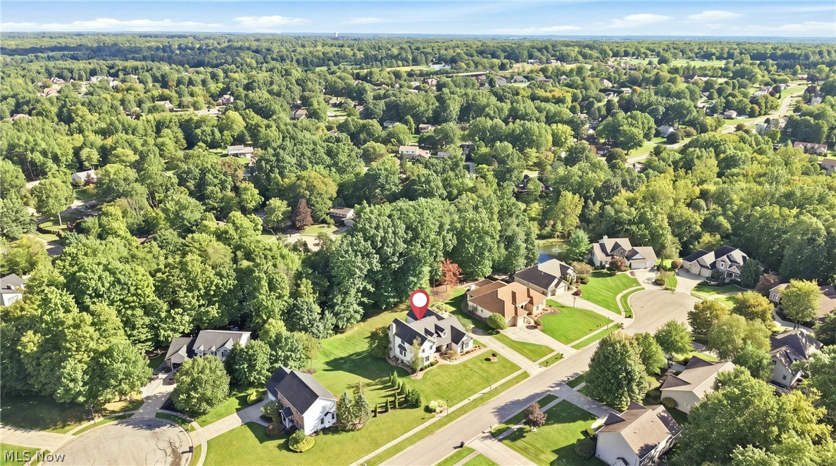 30 White Oak Court Canfield OH 44406