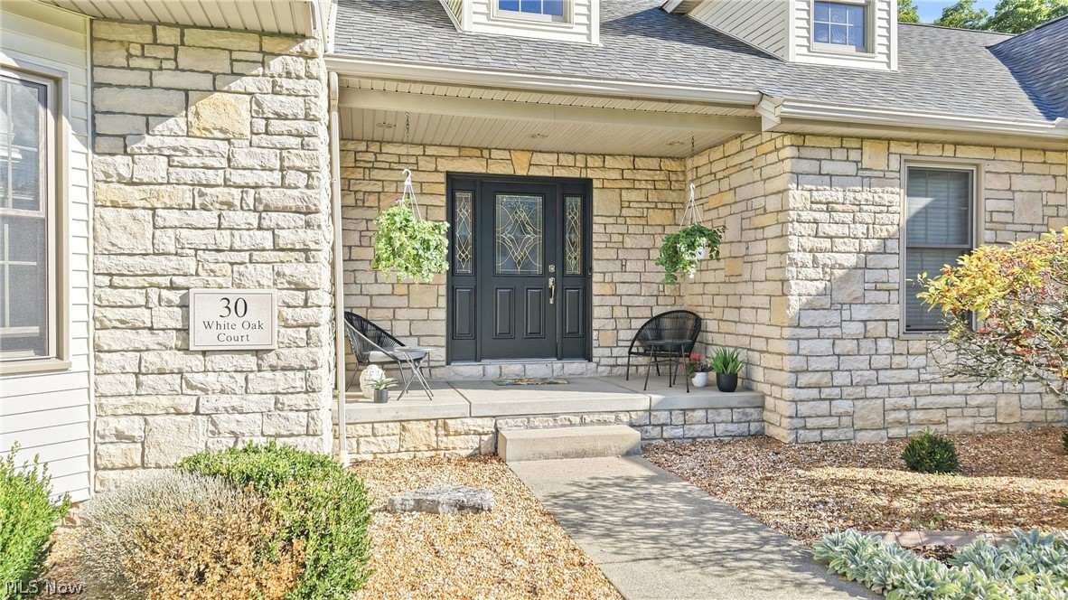 30 White Oak Court Canfield OH 44406