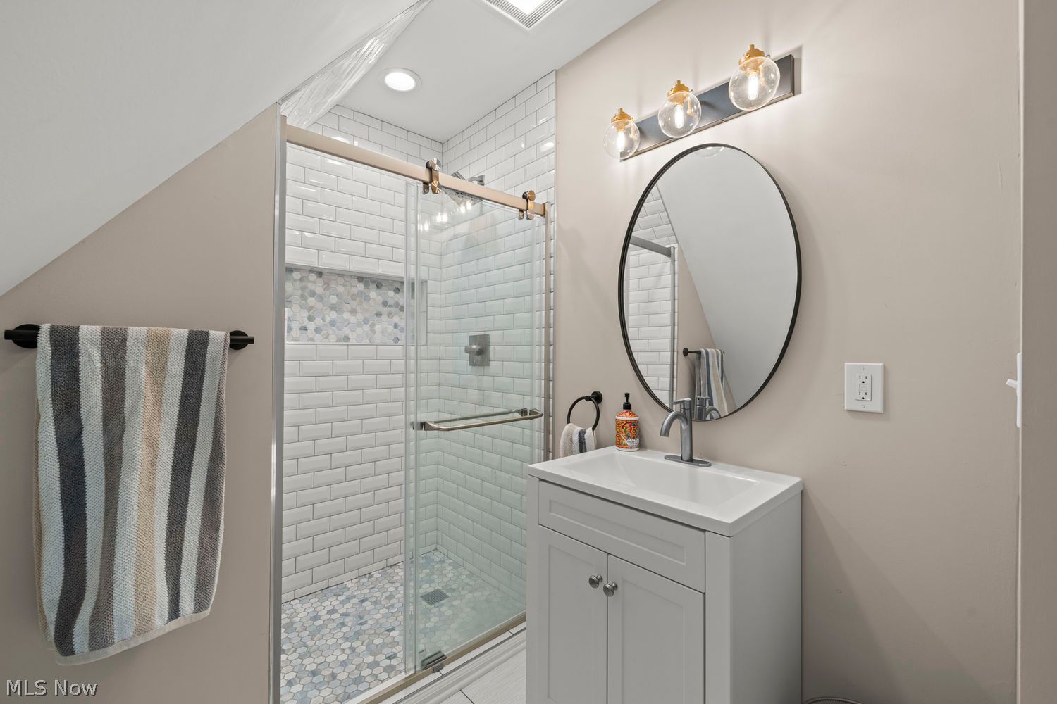 18110 Scottsdale Boulevard Shaker Heights OH 44122