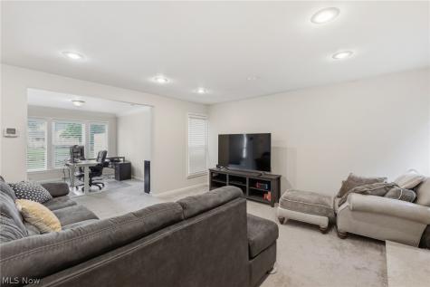 19230 Scottsdale Boulevard Shaker Heights OH 44122