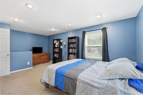 19230 Scottsdale Boulevard Shaker Heights OH 44122