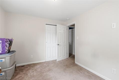 19230 Scottsdale Boulevard Shaker Heights OH 44122