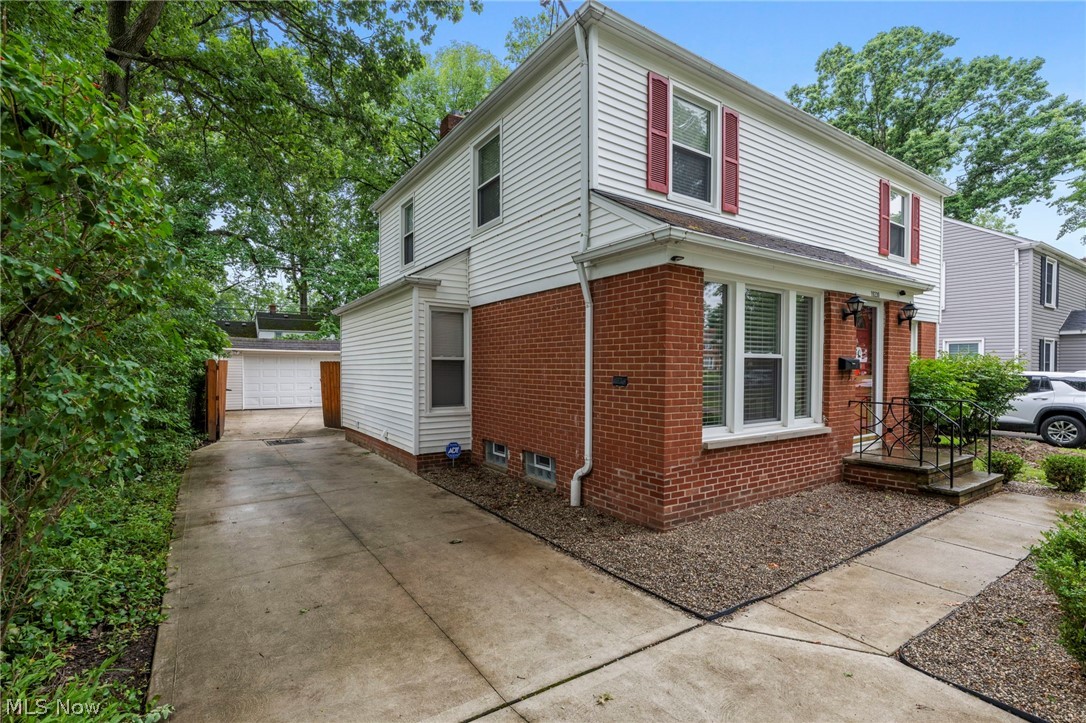 19230 Scottsdale Boulevard Shaker Heights OH 44122