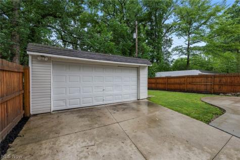 19230 Scottsdale Boulevard Shaker Heights OH 44122