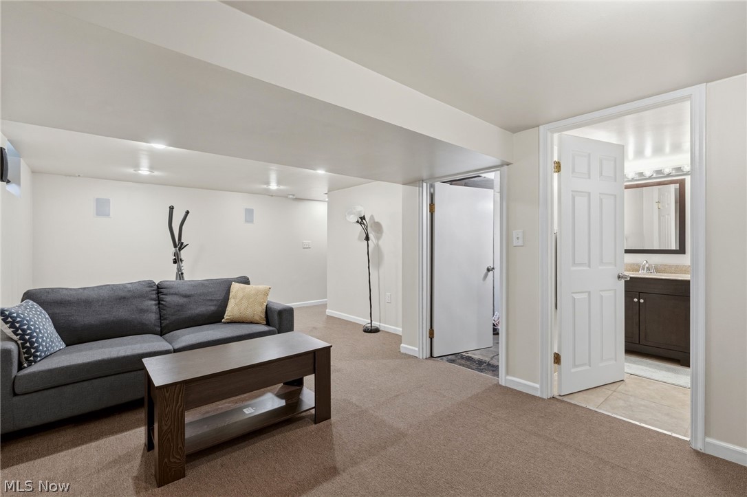 19230 Scottsdale Boulevard Shaker Heights OH 44122
