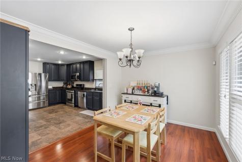 19230 Scottsdale Boulevard Shaker Heights OH 44122