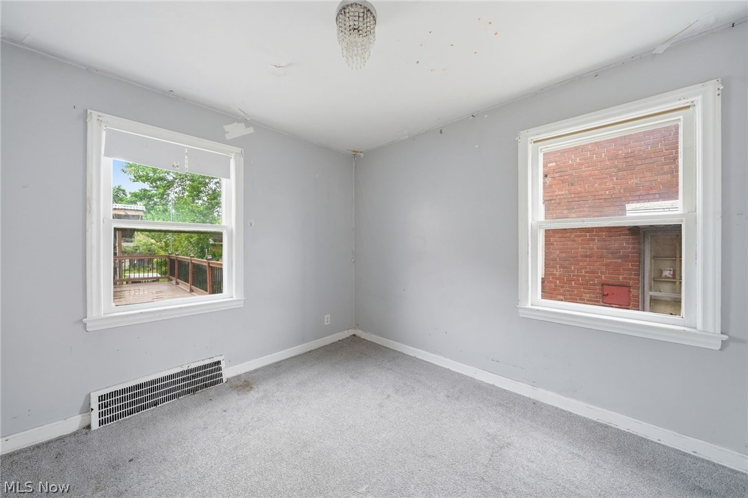 13416 Crossburn Avenue Cleveland OH 44135