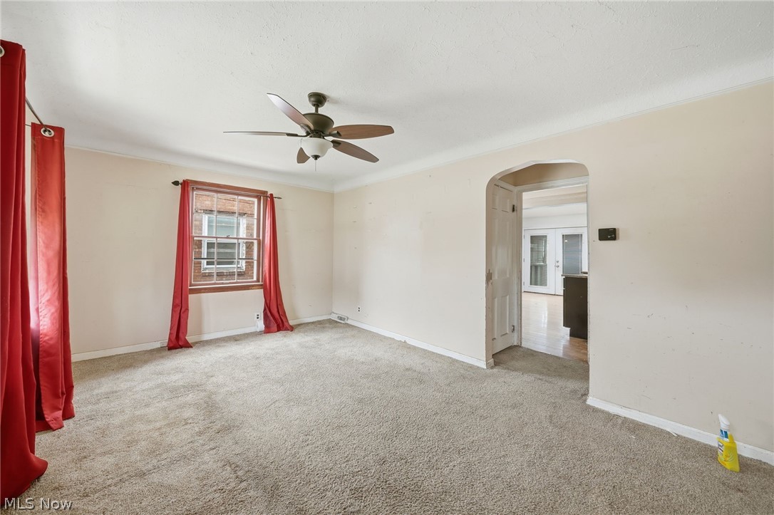 13416 Crossburn Avenue Cleveland OH 44135