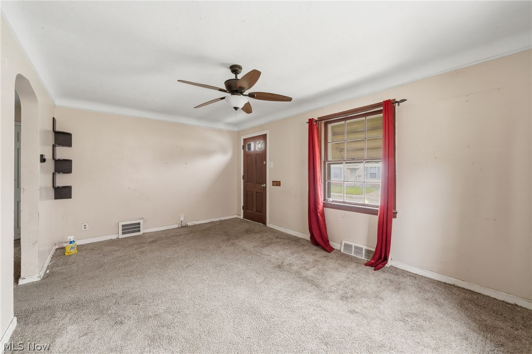 13416 Crossburn Avenue Cleveland OH 44135