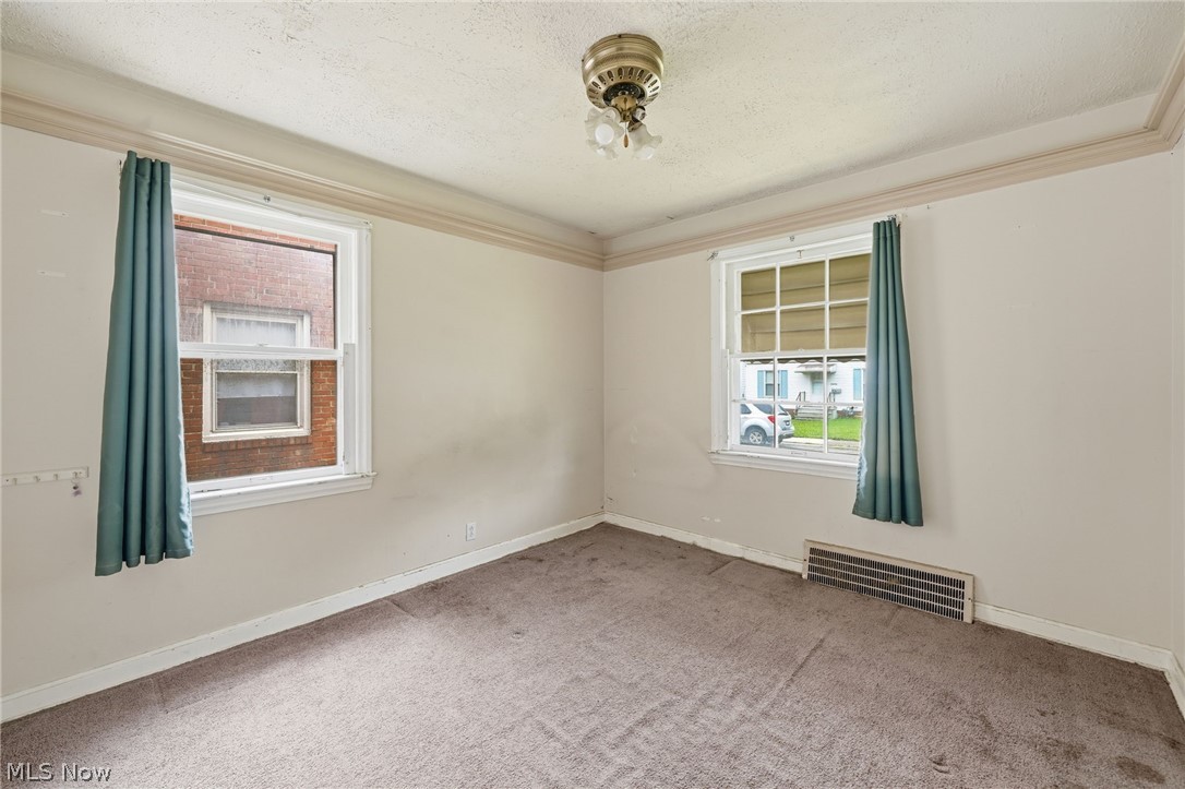 13416 Crossburn Avenue Cleveland OH 44135
